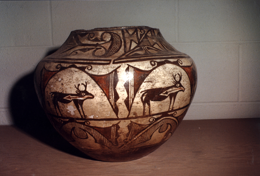 https://www.writing.upenn.edu/epc/authors/tedlock/syllabi/americas/eng-apy447old/images2/zuni-pottery-bowl.jpg